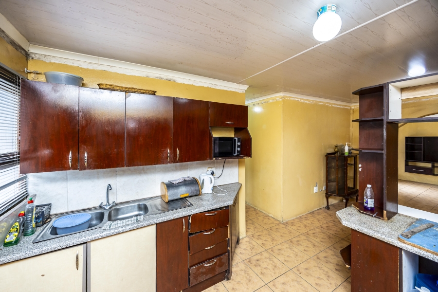 3 Bedroom Property for Sale in Amalinda North Eastern Cape